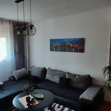 Appartement Self Check In Two Bedroom In Centre Split